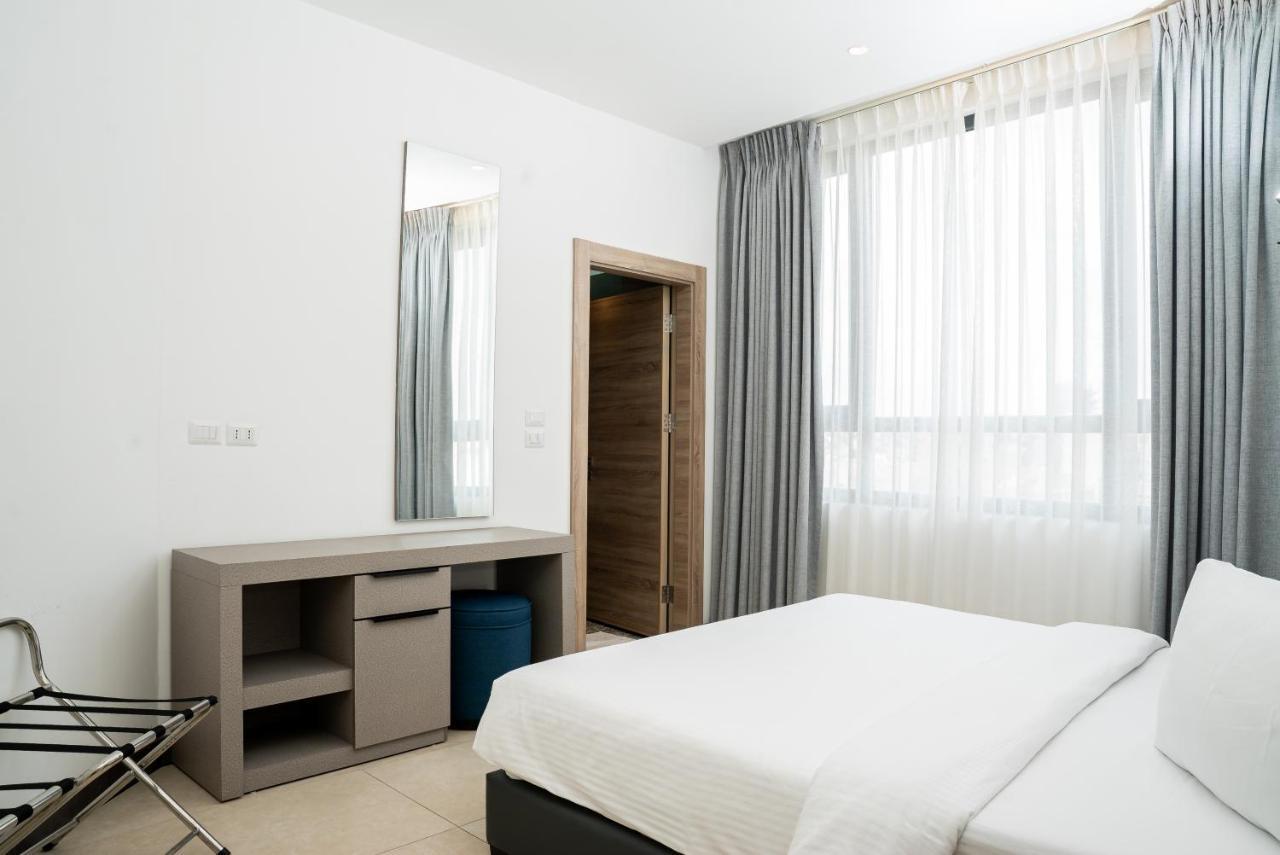 Liv Weibdeh Hotel Suites Amman Zewnętrze zdjęcie